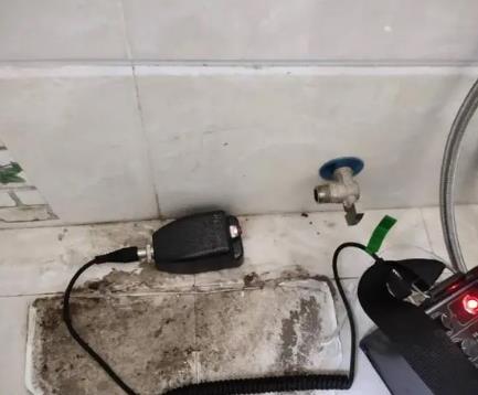 延安市屋顶漏水维修公司分享下卫生间漏水的危害及解决方法